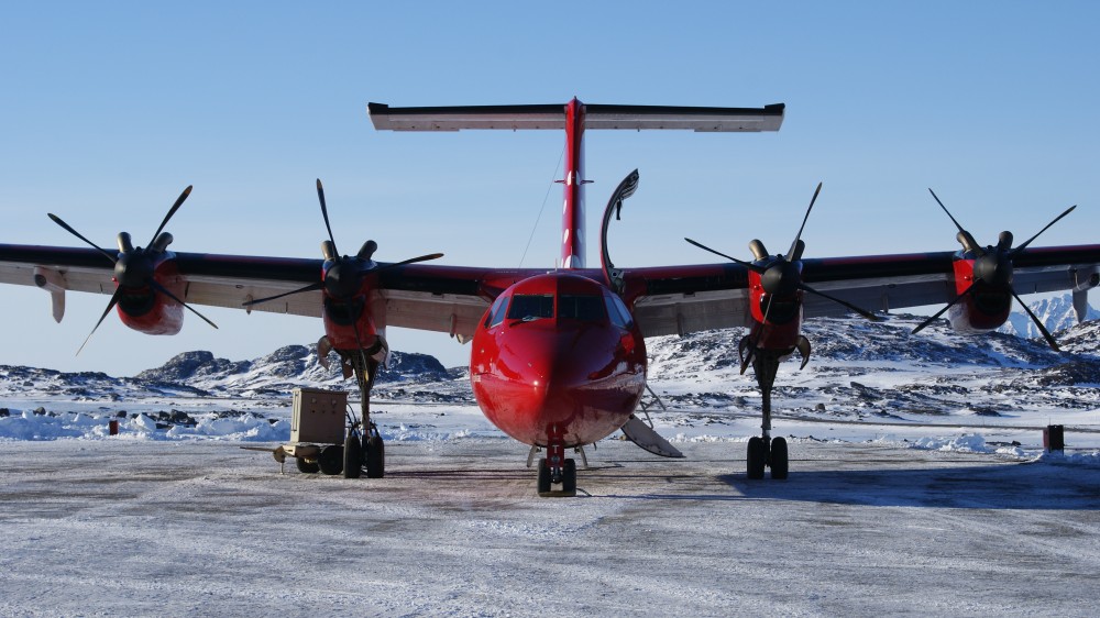 How Winter Weather Affects Aircraft - J&K Connectors